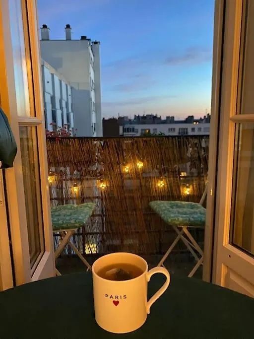 Charmant Appartement Typique Parisien France