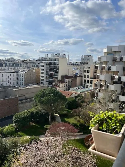 Apartment Charmant Appartement Typique Parisien France